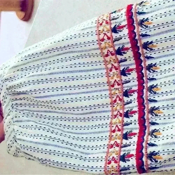 ZARA L TRF COLLECTION BOHO PEASANT MULTICOLORED  EMBROIDERED OVERSIZED BLOUSE - Picture 4 of 10